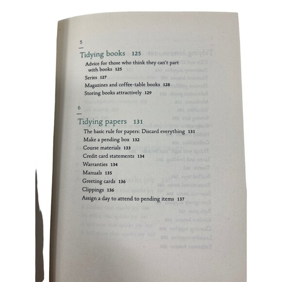 Spark Joy:  An Illustrated Master Class on the Art of Organizing and Tidying Up - Picture 10 of 16